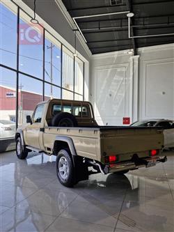 Toyota Land Cruiser Pickup